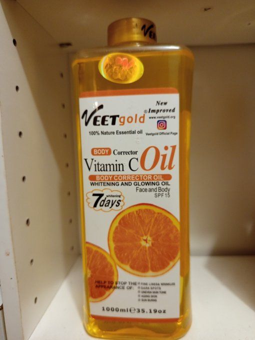 VEET GOLD vitamine C huile super éclaircissante anti tâches difficile.