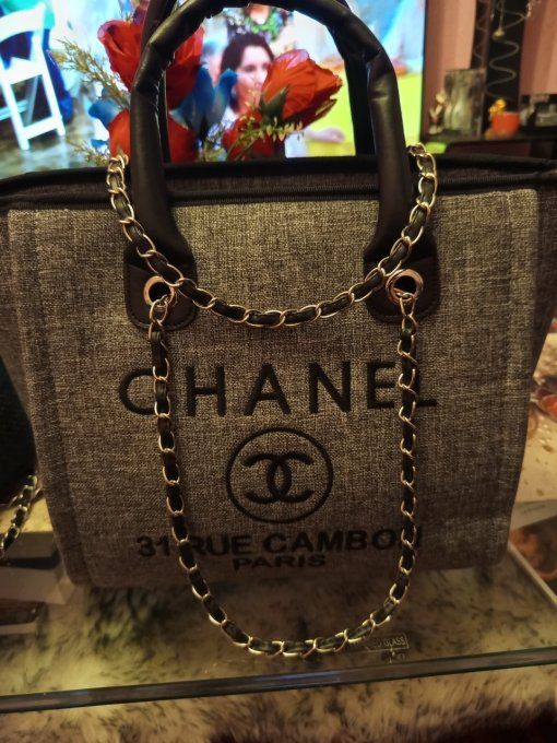 grand sac cabas de luxe de couleur gris foncé