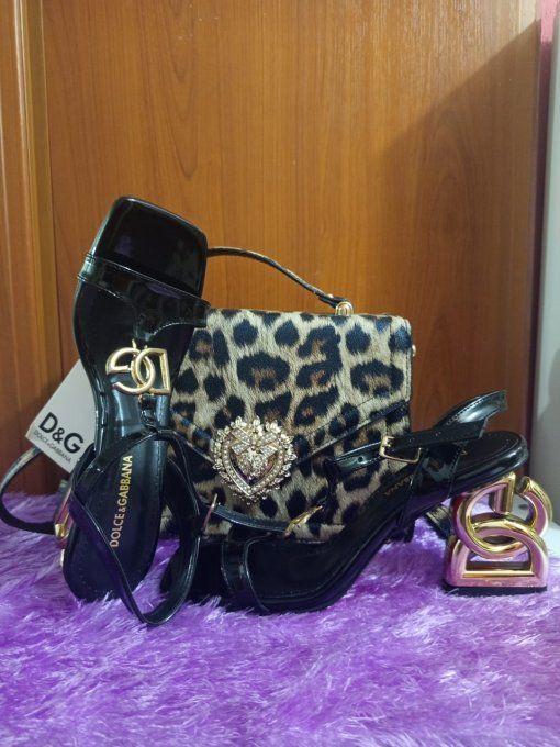 Ensemble sac à main et chaussures pointure 40