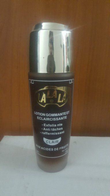 LALALA lotion gommante .ECLAIRCISSANTe anti tâches et imperfection