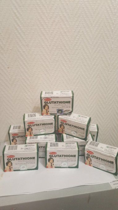GLUTATHIONE savon eclaircissant anti tâches 